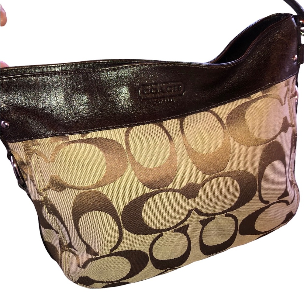 Coach Zoe Hobo Bag Purse 14708 - Picture 4 of 8